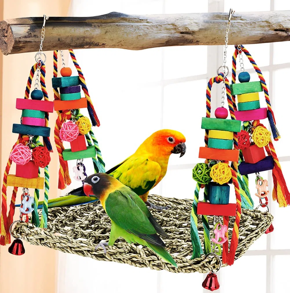 Vogelspielzeug, Sittichspielzeug, Vogelfutter, Wandspielzeug, Seegras, gewebte Hängematte, Schaukelmatte zum Klettern, Barsch, Schaukel, mit Buntem Holzkauspielzeug für Lovebirds, Sittiche (groß)