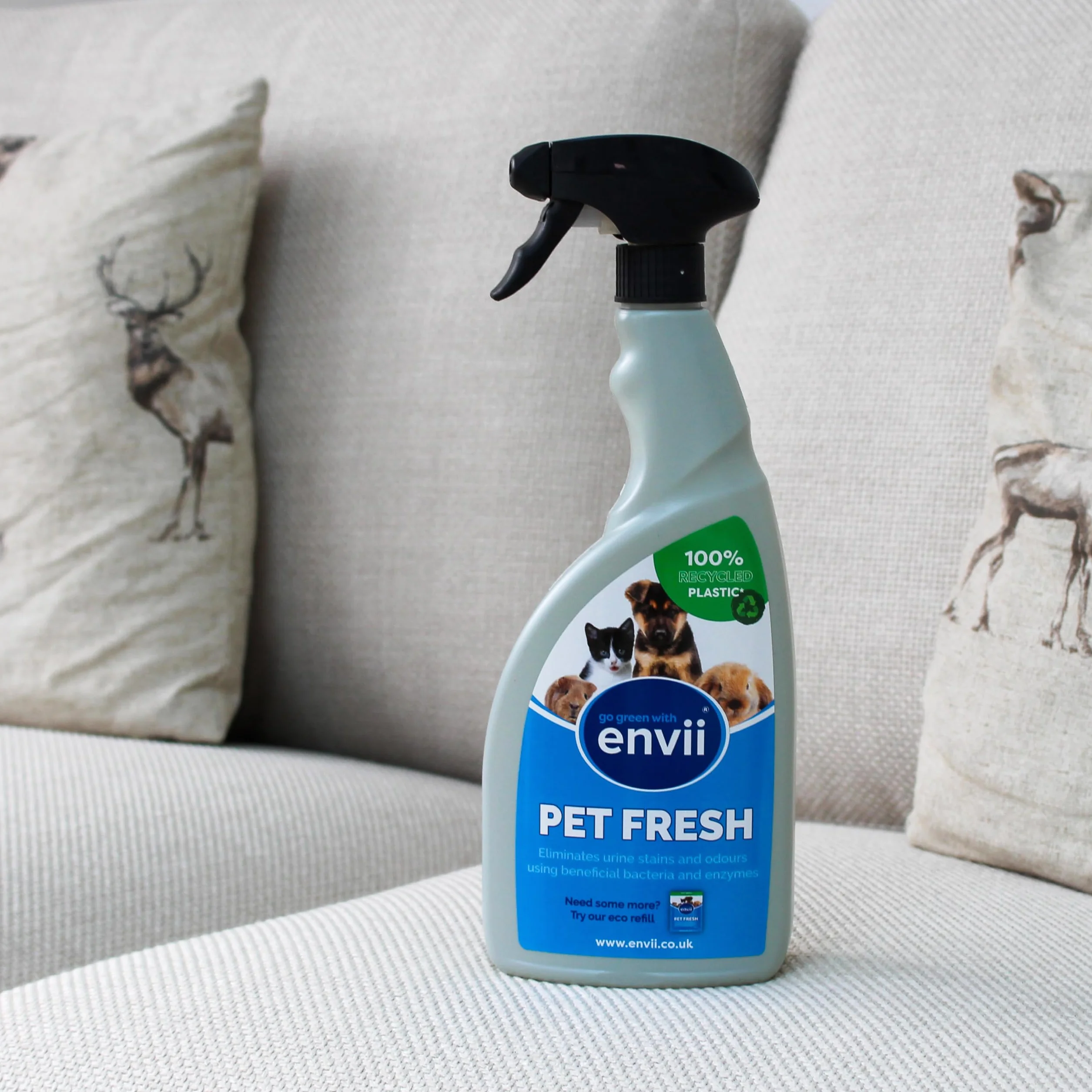 Envii Pet Fresh Enzymreiniger für Katzenurin und Hundeurin Geruchsentferner & Fleckenentferner Gegen Alle Gerüche, Reinigung auf Sofa, Sessel, Matratze, Auto, Porentief & Biologisch